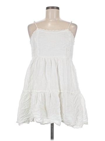 Urban Outfitters Casual Dress (view 1)