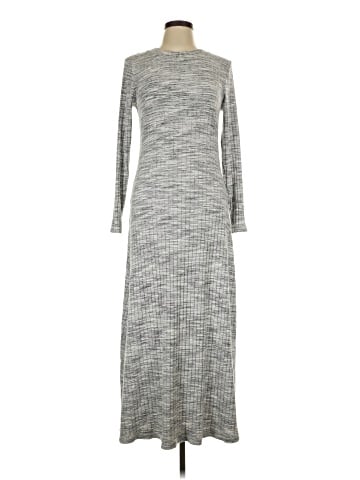 Old Navy Casual Dress (view 1)