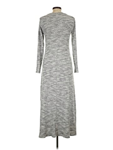 Old Navy Casual Dress (view 2)