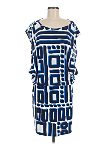 Tori Richard Casual Dress (view 1)