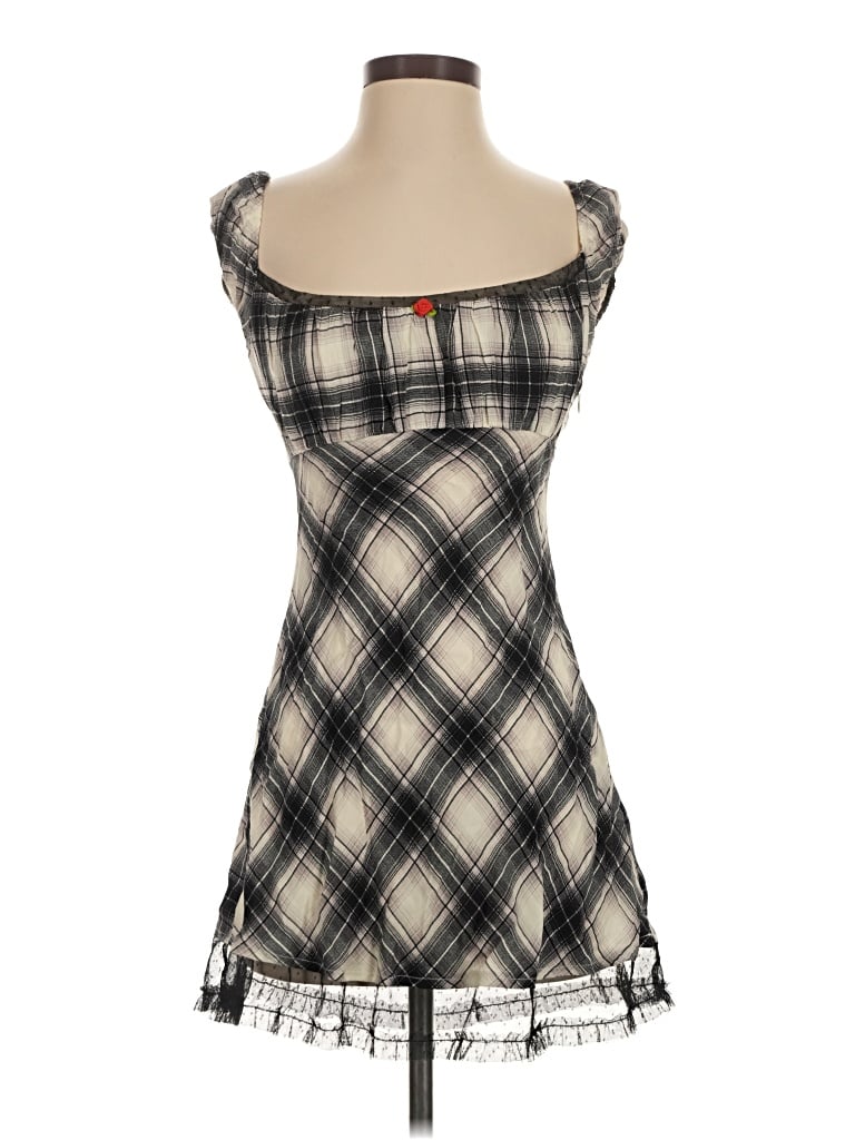 Pre-owned Kimchi Blue Casual Dress In Gray