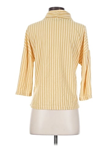 W5 3/4 Sleeve Top (view 2)
