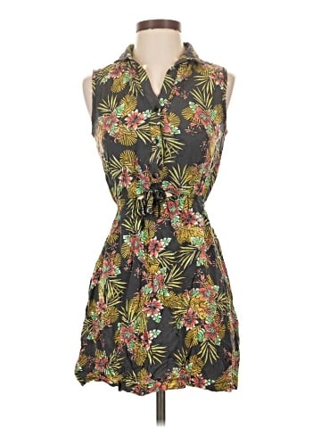 Willow & Clay Casual Dress (view 1)