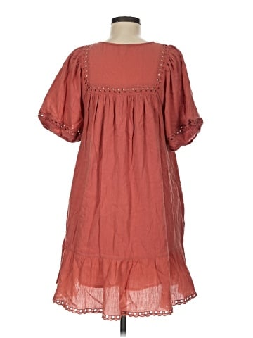 Old Navy Casual Dress (view 2)