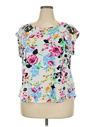 Elle Short Sleeve Blouse (view 1)