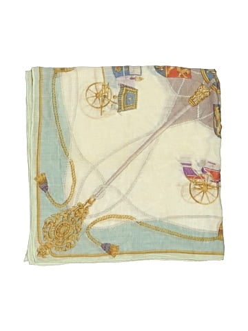 Céline Scarf (view 2)