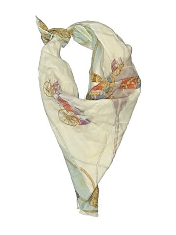 Céline Scarf (view 1)