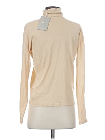 Everlane Long Sleeve Top (view 2)