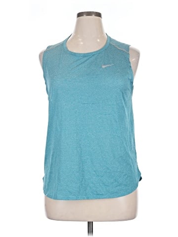 Nike Active Tank (view 1)