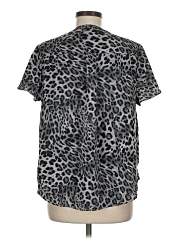 Torrid Short Sleeve T-Shirt (view 2)