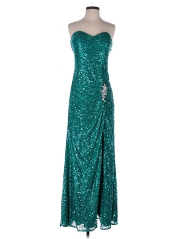 La Femme Cocktail Dress (view 1)