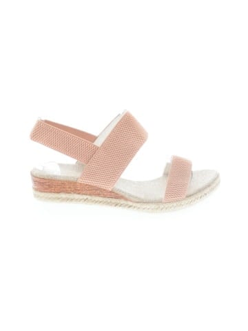 Unbranded Wedges (view 1)