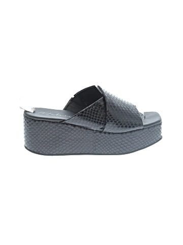 Matisse Wedges (view 1)