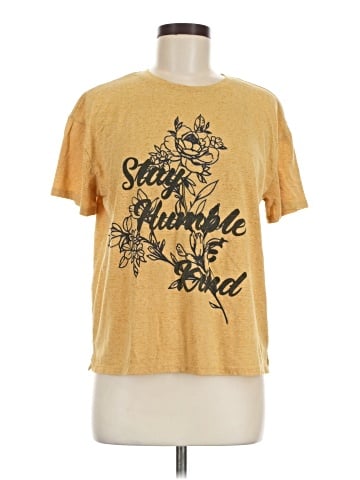 Maurices Short Sleeve T-Shirt (view 1)