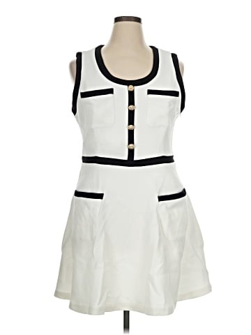 VICI Casual Dress (view 1)