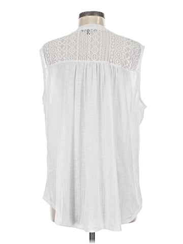 Signature Studio Sleeveless Blouse (view 2)