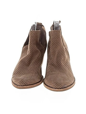 Dolce Vita Ankle Boots (view 2)