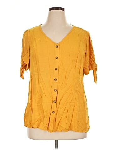 Torrid Short Sleeve Henley (view 1)