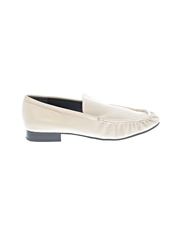 Nordstrom Flats (view 1)