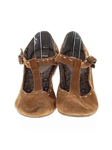 bc Heels (view 2)
