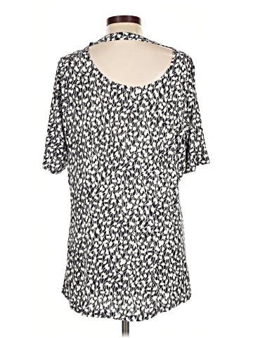 Lane Bryant Short Sleeve T-Shirt (view 2)