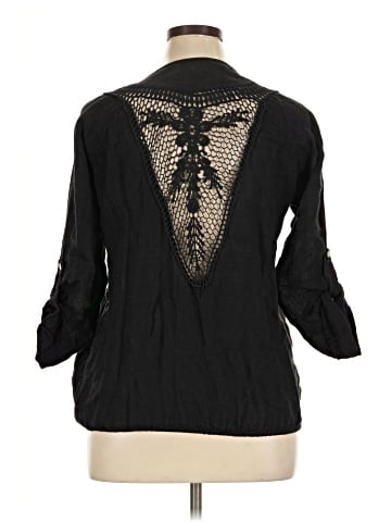 Unbranded 3/4 Sleeve Button-Down Shirt (view 2)