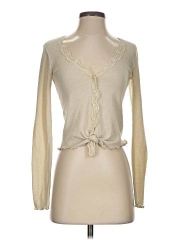 Urban Outfitters Long Sleeve T-Shirt (view 1)