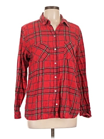 Croft & Barrow Long Sleeve Button-Down Shirt (view 1)