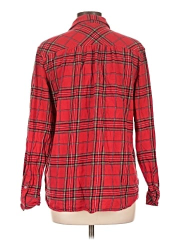 Croft & Barrow Long Sleeve Button-Down Shirt (view 2)