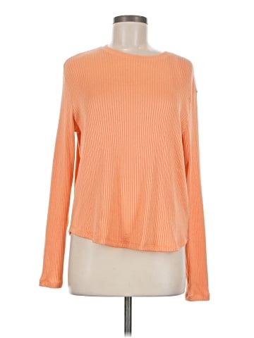 American Eagle Outfitters Pullover Sweater (view 1)