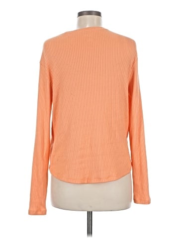 American Eagle Outfitters Pullover Sweater (view 2)