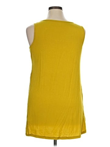 Logo Layers Sleeveless T-Shirt (view 2)