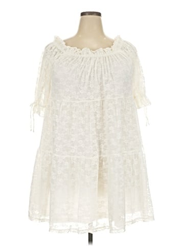 Old Navy Casual Dress (view 1)