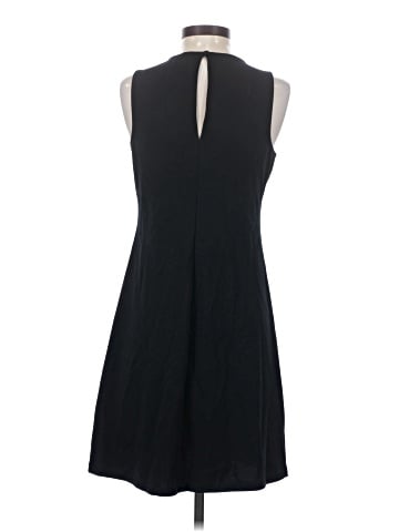 Old Navy Casual Dress (view 2)