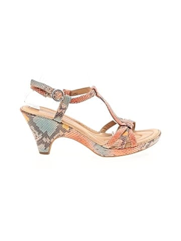 Born Crown Wedges (view 1)