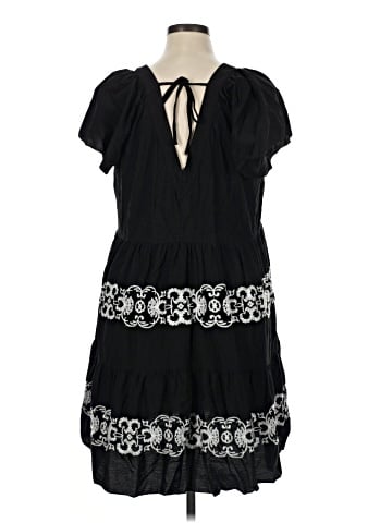 Old Navy Casual Dress (view 2)