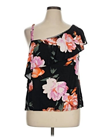 Jennifer Lopez Short Sleeve Top (view 1)