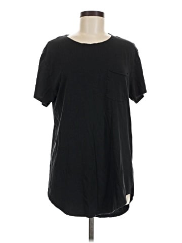 Urban Outfitters Short Sleeve T-Shirt (view 1)