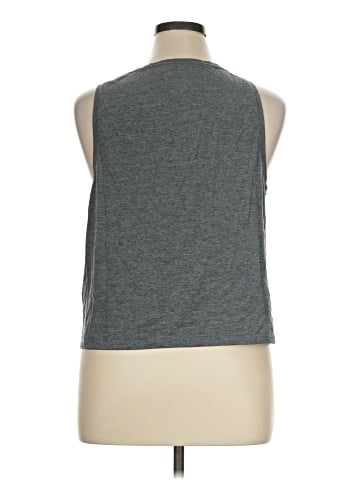 Gap Fit Sleeveless T-Shirt (view 2)