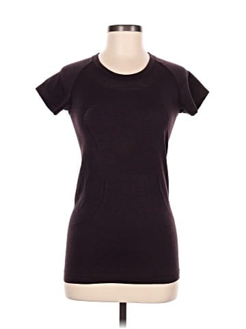 Lululemon Athletica Short Sleeve T-Shirt (view 1)