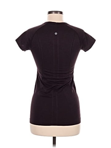 Lululemon Athletica Short Sleeve T-Shirt (view 2)