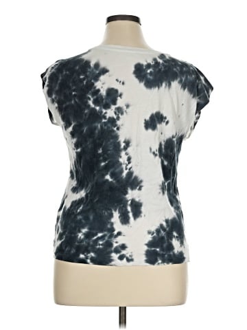 a.n.a. A New Approach Sleeveless T-Shirt (view 2)
