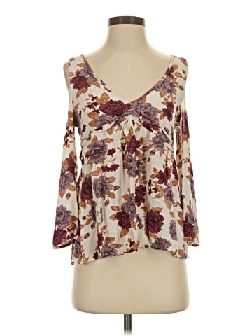 American Eagle Outfitters 3/4 Sleeve Blouse (view 1)