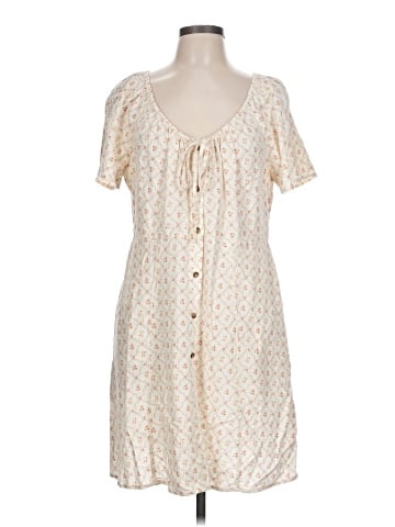 Universal Thread Casual Dress (view 1)