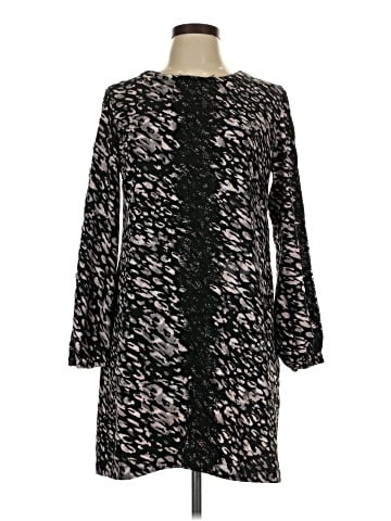Xhilaration Long Sleeve T-Shirt (view 1)
