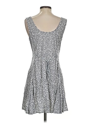 Old Navy Casual Dress (view 2)