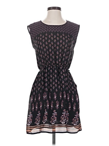 Forever 21 Casual Dress (view 1)