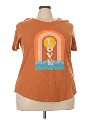 Old Navy Short Sleeve T-Shirt (view 1)