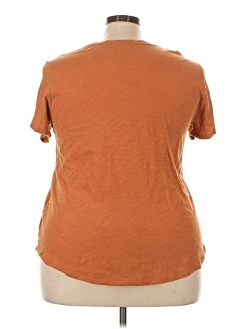Old Navy Short Sleeve T-Shirt (view 2)