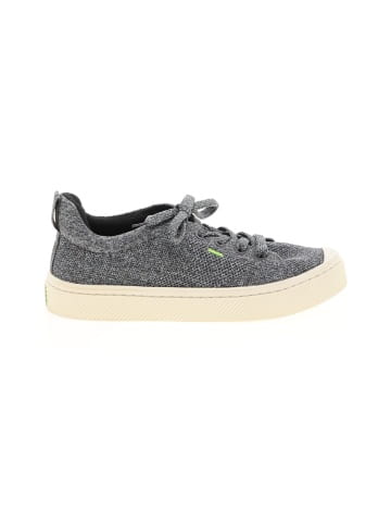 Cariuma Sneakers (view 1)